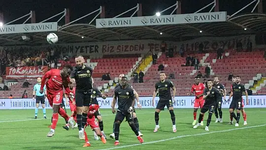 Spor Toto 1. Lig: Balıkesirspor: 1 - Ümraniyespor: 2