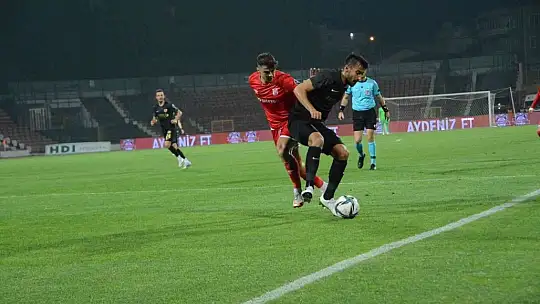 Spor Toto 1. Lig: Balıkesirspor: 1 - Ümraniyespor: 2