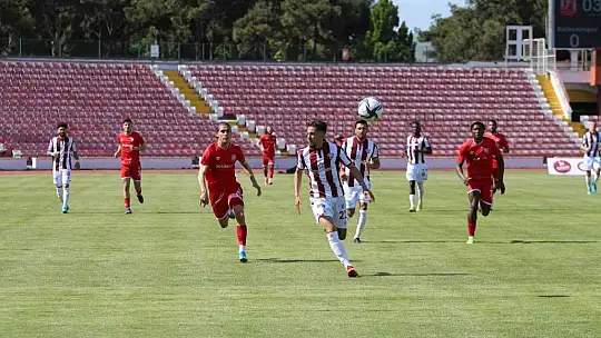 Spor Toto 1. Lig: Balıkesirspor: 1 - Bandırmaspor: 5