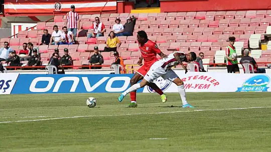 Spor Toto 1. Lig: Balıkesirspor: 1 - Bandırmaspor: 5