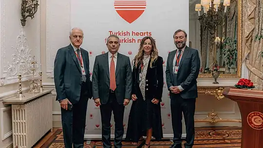 Türk Eğitim Vakfı İngiltere'de