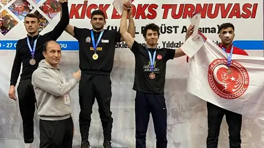 Türkiye Kick Boks Turnuvasında Balıkesir Fırtınası
