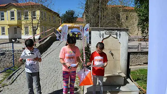 Türkiye Oryantiring U14 2. Kademe Yarışları Sındırgı'da yapıldı