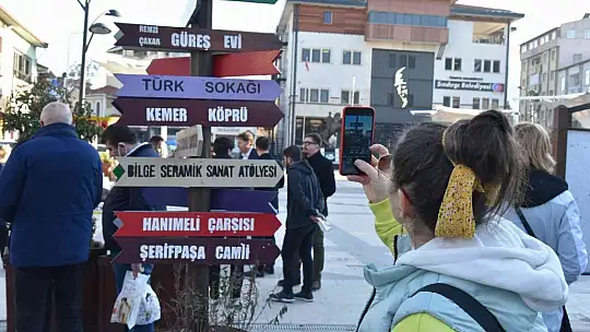 TÜRSAB rotayı Sındırgı'ya çevirdi