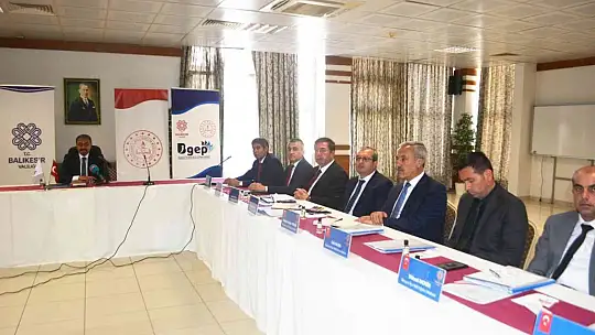 Vali Şıldak: 'Ayvalık'ta Fen Lisesi fikrini destekliyorum'