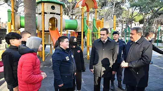 Vali Şıldak Burhaniye'de