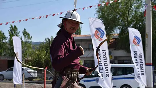 Yarışma için Türkiye'ye geldi, Müslüman oldu
