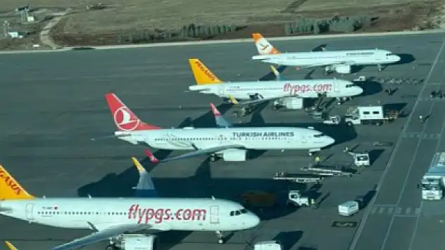 Hava yolu şirketleri tavan fiyatını sabitledi!