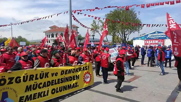 Bandırma'da 1 Mayıs Coşkusu
