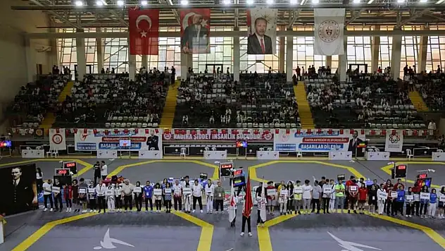 Gençler Tekvando şampiyonası Muğla'da başladı